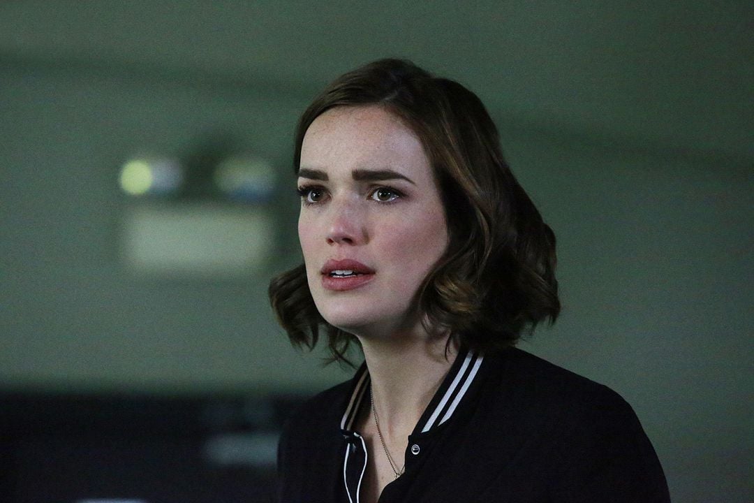 Fotos Elizabeth Henstridge