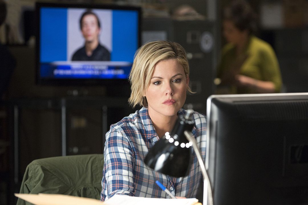 Murder In The First : Fotos Kathleen Robertson