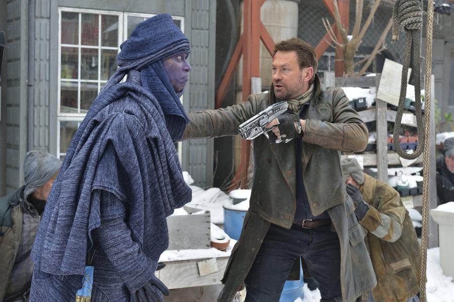 Defiance : Fotos Grant Bowler, Conrad Coates