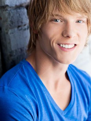 Poster Dakota Daulby