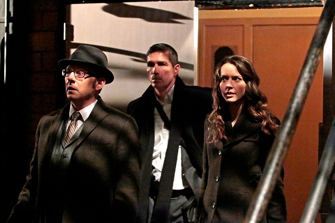 Person Of Interest : Fotos