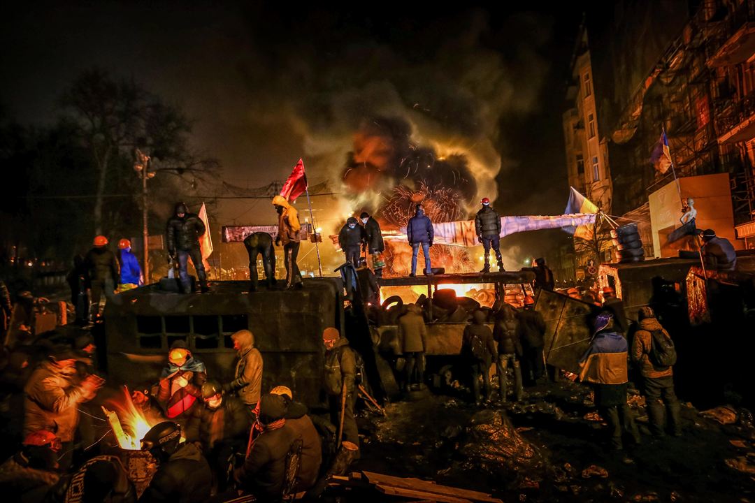 Winter on Fire: Ukraine's Fight for Freedom : Fotos