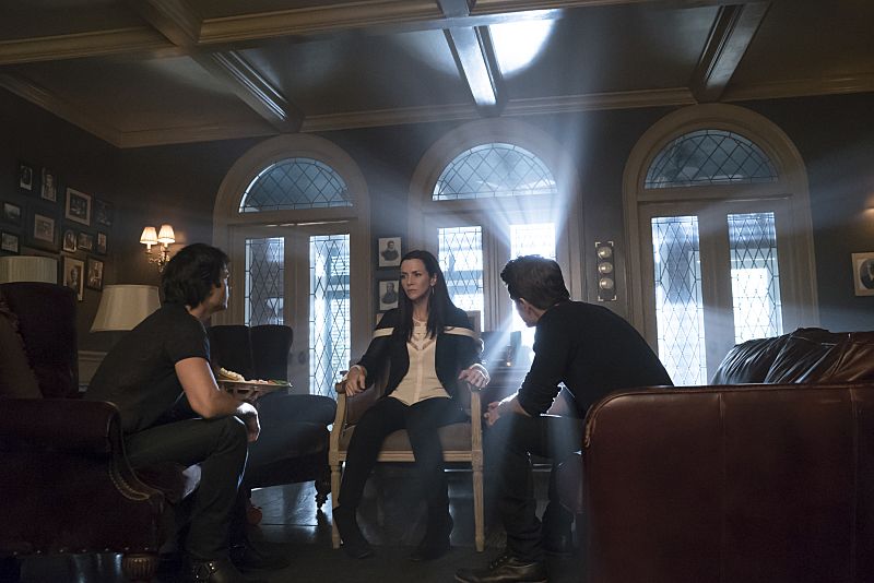 The Vampire Diaries : Fotos Annie Wersching