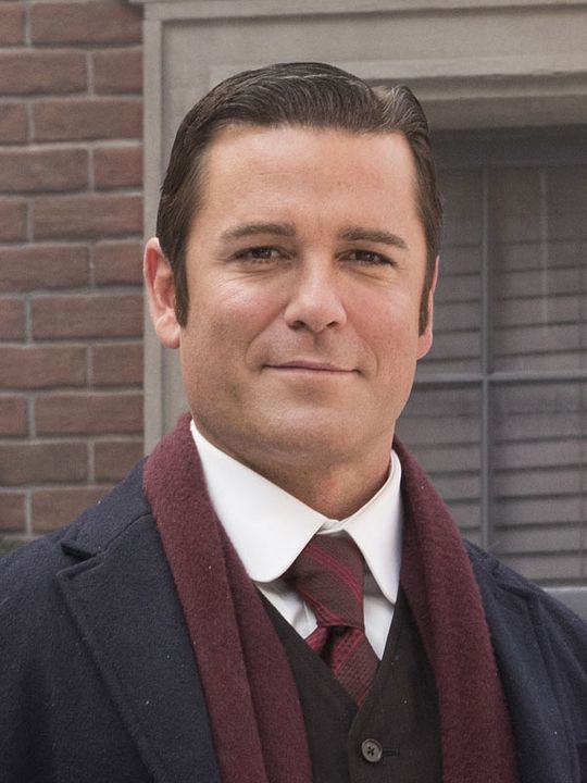 Poster Yannick Bisson