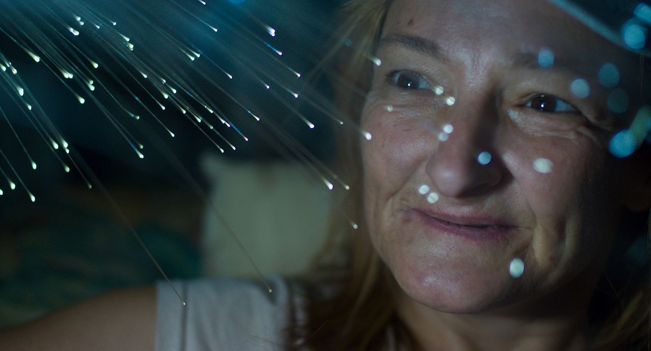 Above and Below : Fotos