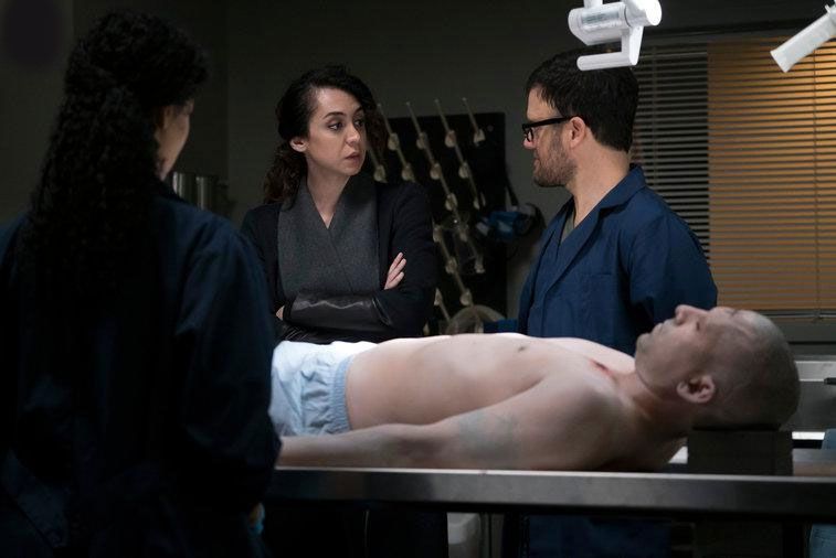 Lista Negra : Poster Mozhan Marnò, Kevin Weisman