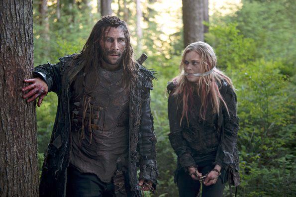 The 100 : Fotos Zach McGowan, Eliza Taylor