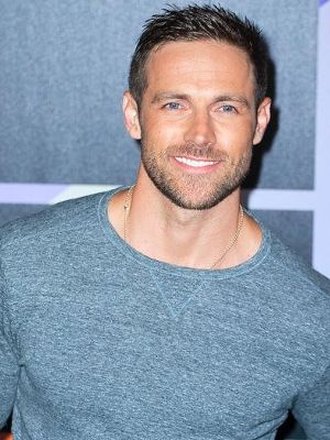 Poster Dylan Bruce