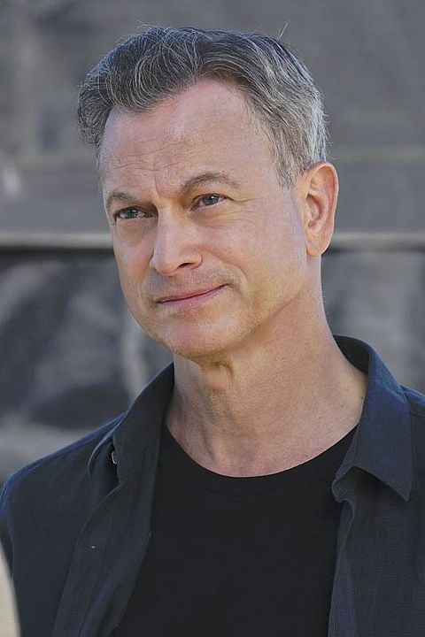 Criminal Minds: Beyond Borders : Fotos Gary Sinise