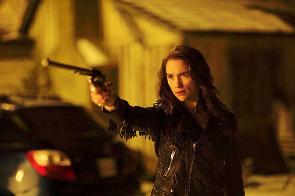 Wynonna Earp: A Maldição dos Renascidos : Fotos Melanie Scrofano
