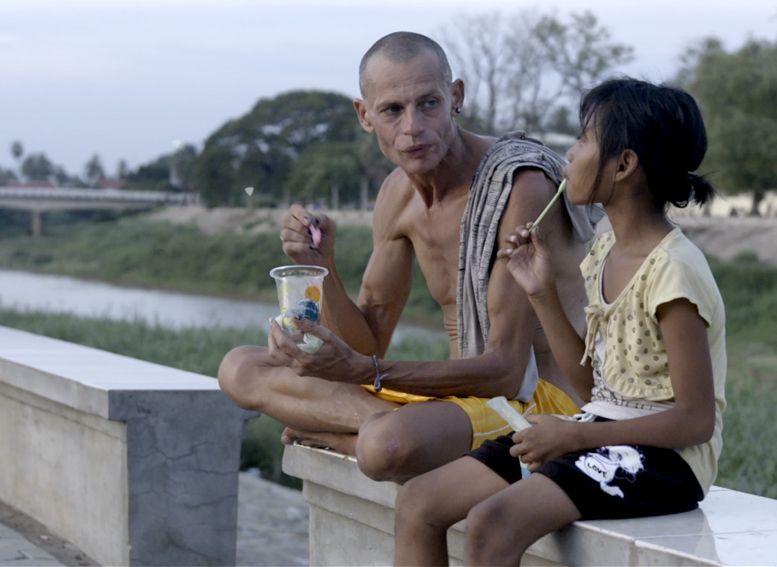 Where There is Shade : Fotos