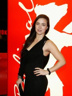 Poster Isolde Chae-Lawrence