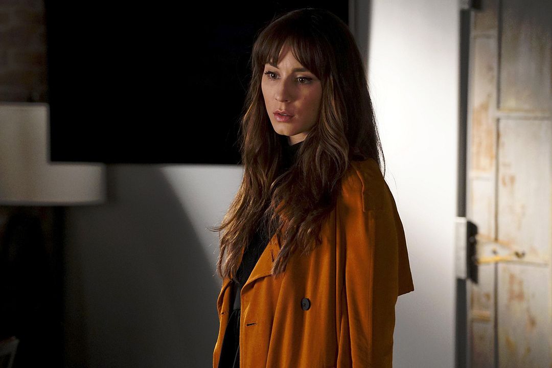 Pretty Little Liars : Fotos Troian Bellisario