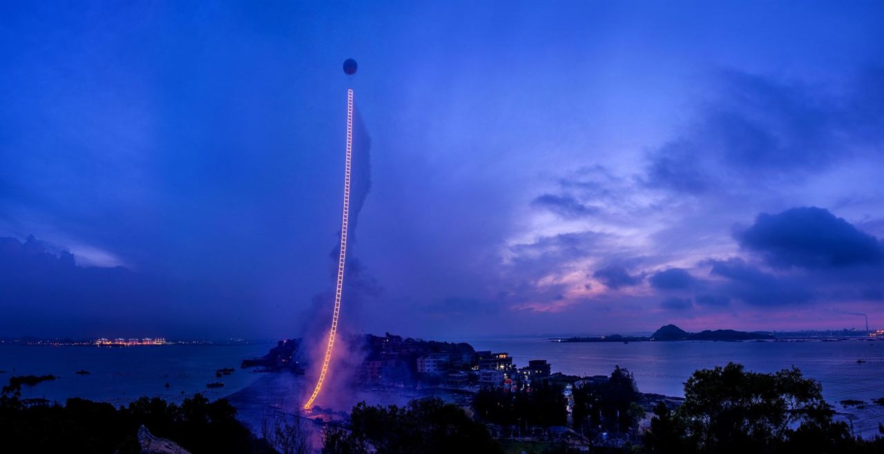 Sky Ladder: The Art of Cai Guo-Qiang : Fotos