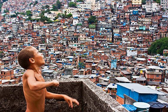 Na Sombra do Morro : Fotos