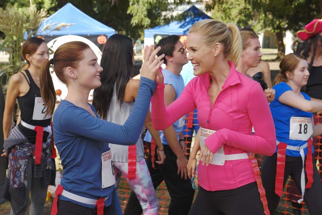 Fotos Leslie Bibb, Meg Donnelly