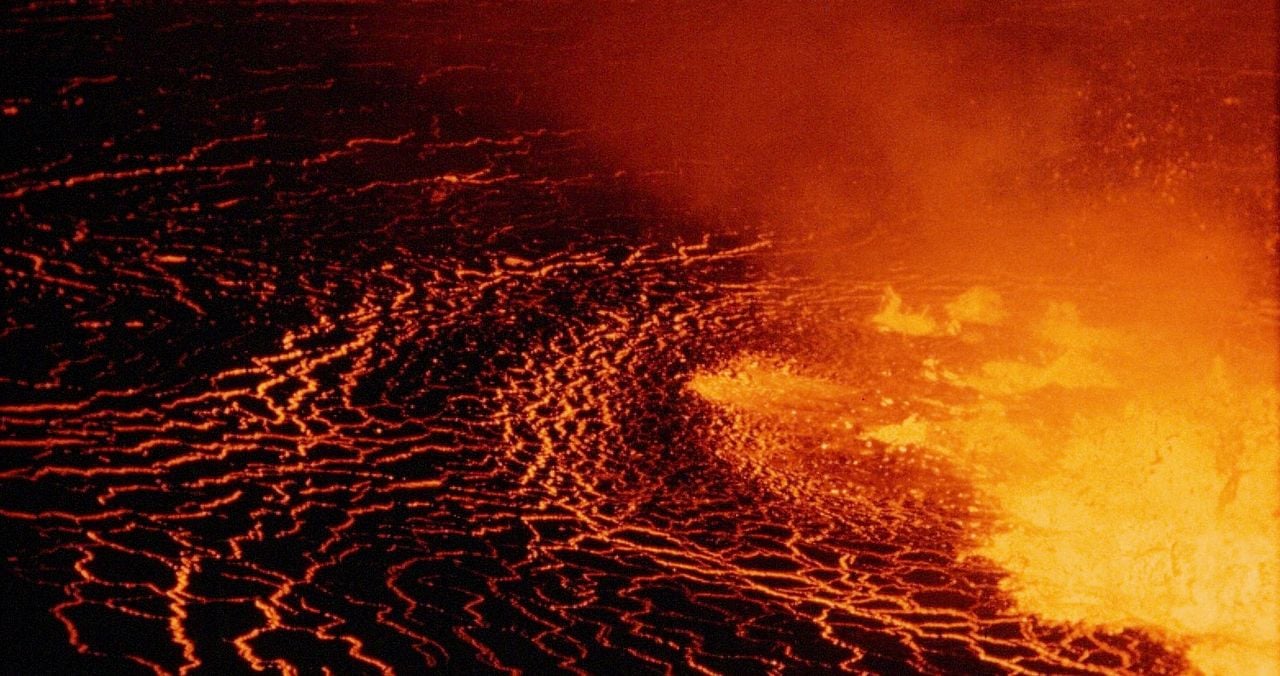 Into The Inferno : Fotos