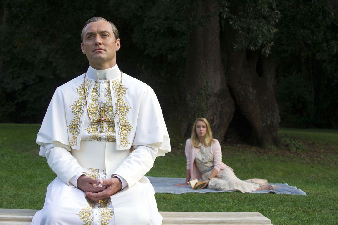 The Young Pope : Fotos Jude Law, Ludivine Sagnier