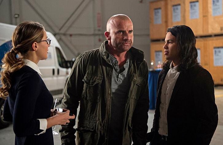 Legends of Tomorrow : Fotos Dominic Purcell, Melissa Benoist, Carlos Valdes