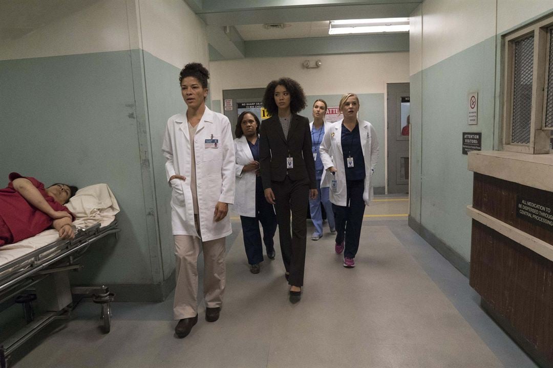 Grey's Anatomy : Fotos Jessica Capshaw, Klea Scott, Chandra Wilson, Camilla Luddington, Jasmin Savoy Brown