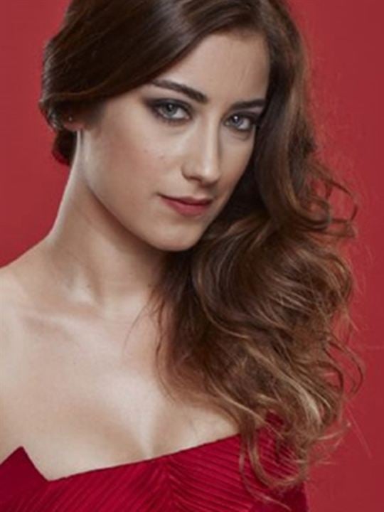 Poster Hazal Kaya