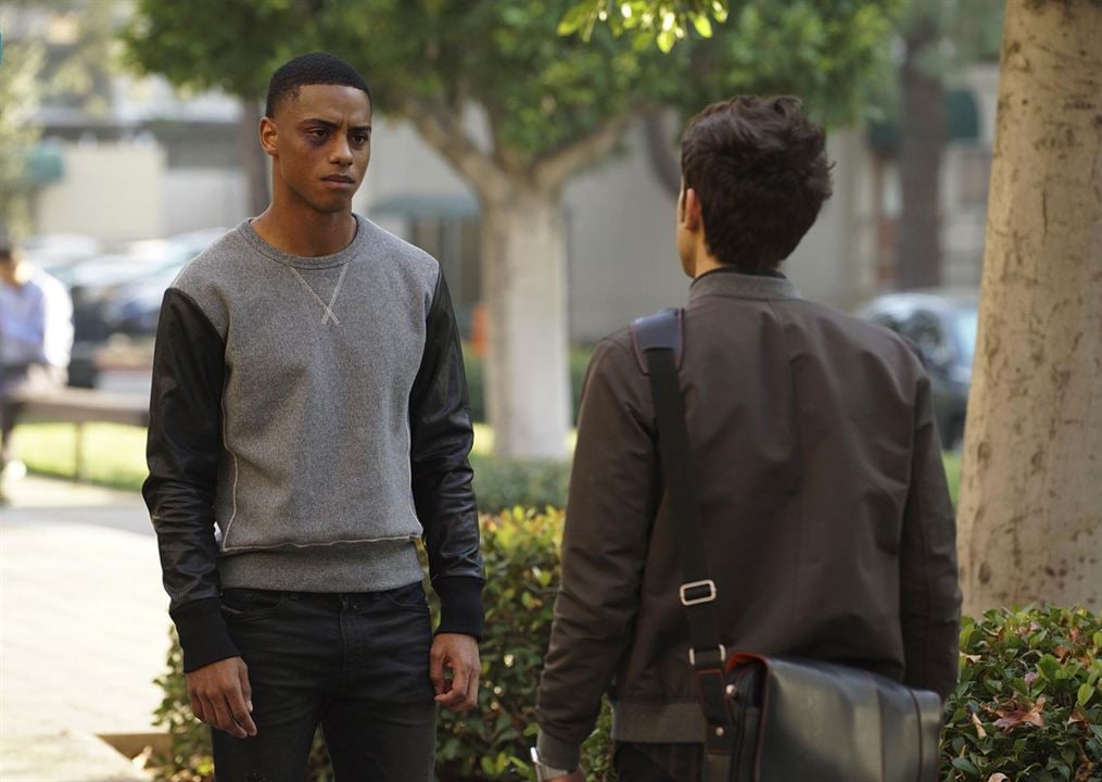 Famous In Love : Fotos Keith Powers