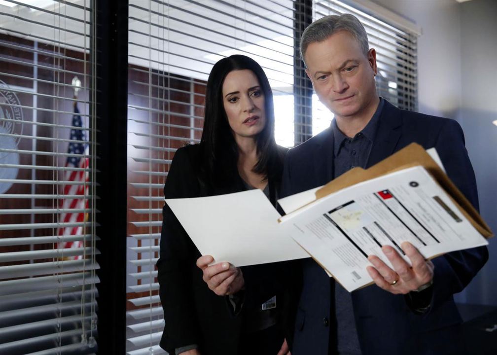 Fotos Gary Sinise, Paget Brewster