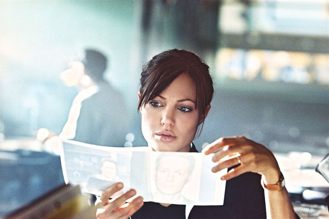 Roubando Vidas : Fotos Angelina Jolie