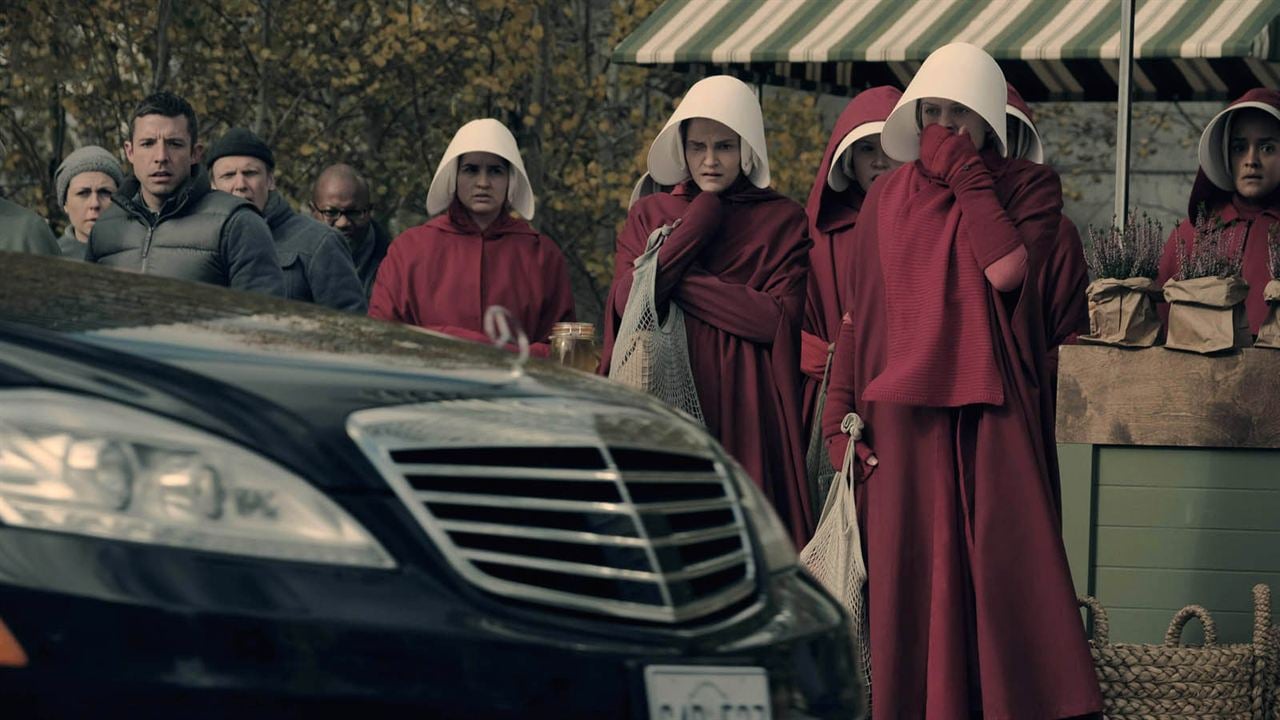 The Handmaid's Tale : Fotos Madeline Brewer, Elisabeth Moss