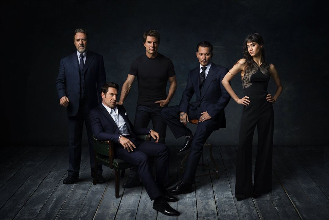 O Homem Invisível : Revista Russell Crowe, Johnny Depp, Javier Bardem, Tom Cruise, Sofia Boutella