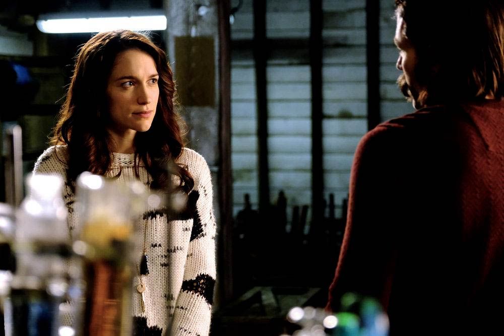 Wynonna Earp: A Maldição dos Renascidos : Fotos Melanie Scrofano