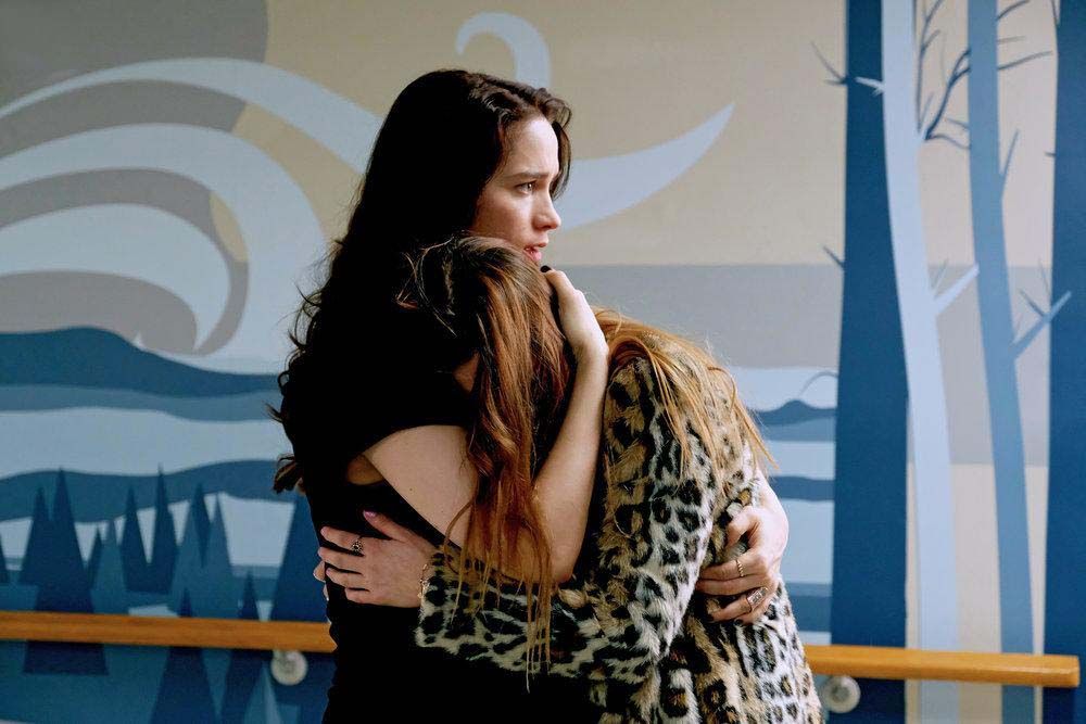 Wynonna Earp: A Maldição dos Renascidos : Fotos Melanie Scrofano