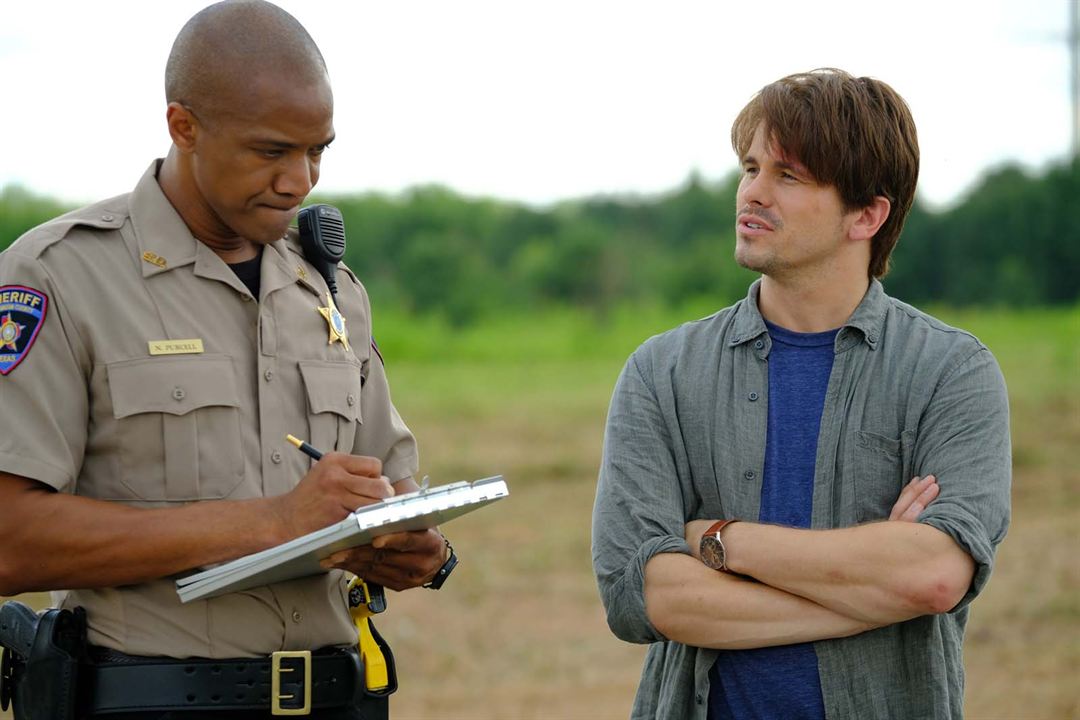 Kevin (Probably) Saves the World : Fotos J. August Richards, Jason Ritter