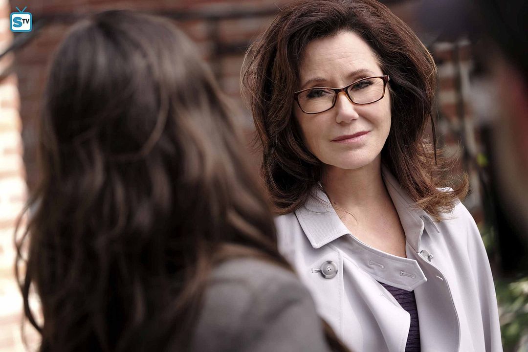 Revista Mary McDonnell