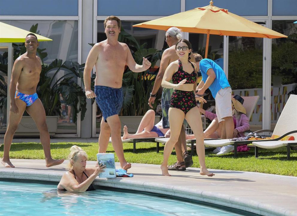 Crazy Ex-Girlfriend : Fotos Esther Povitsky, Pete Gardner