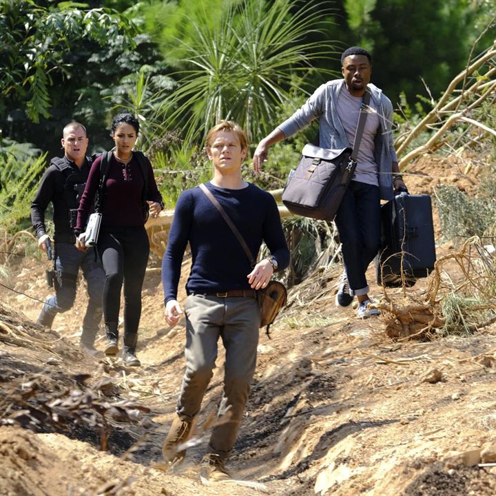 MacGyver (2016) : Fotos Lucas Till, George Eads, Tristin Mays, Justin Hires