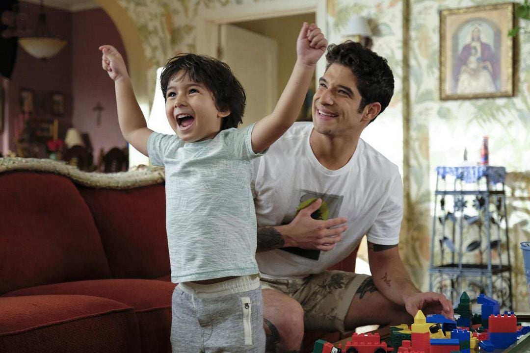 Jane The Virgin : Fotos Tyler Posey