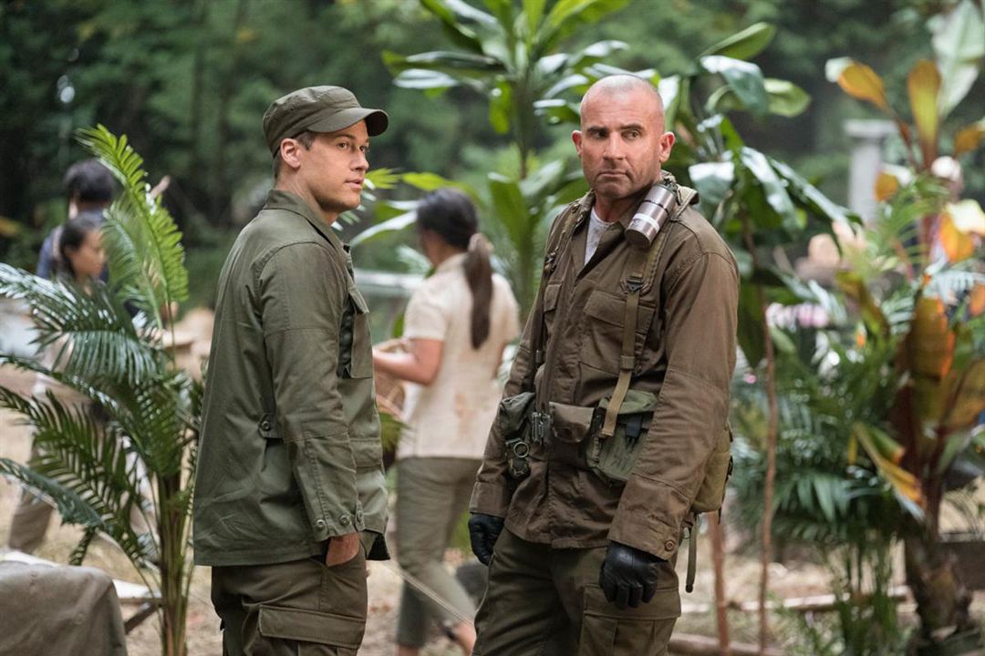 Legends of Tomorrow : Fotos Nick Zano, Dominic Purcell