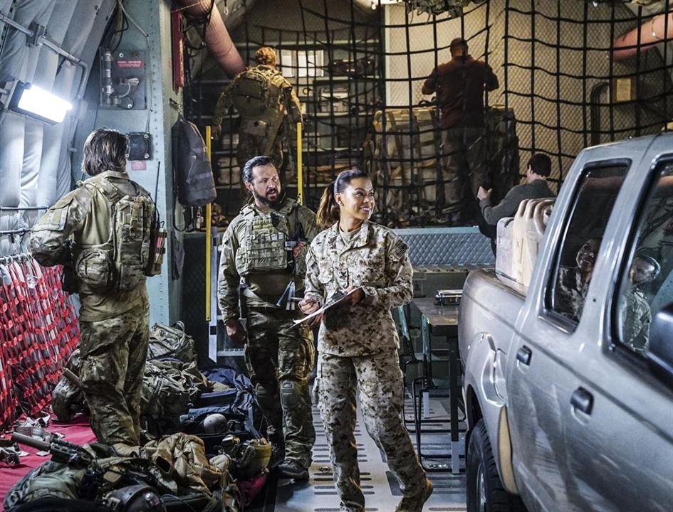 SEAL Team : Fotos Toni Trucks, A.J. Buckley