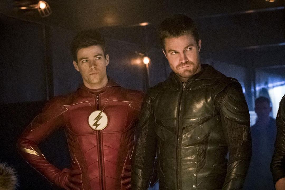 The Flash (2014) : Fotos Stephen Amell, Grant Gustin