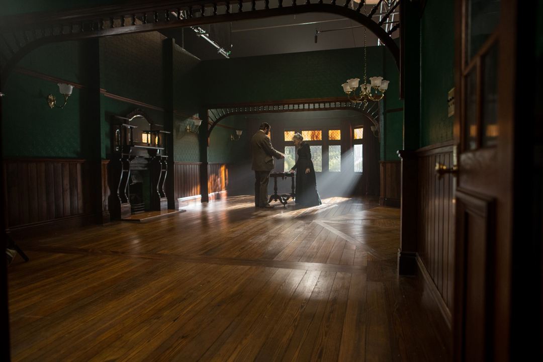 A Maldição da Casa Winchester : Fotos Helen Mirren
