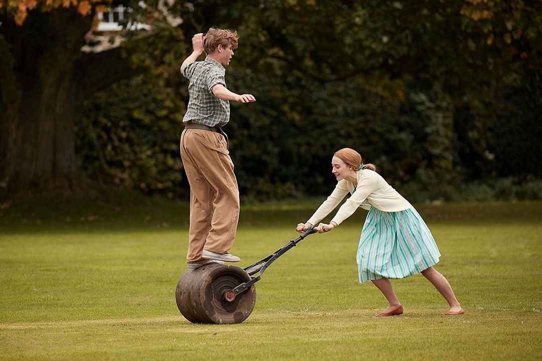 Na Praia de Chesil : Fotos Saoirse Ronan, Billy Howle