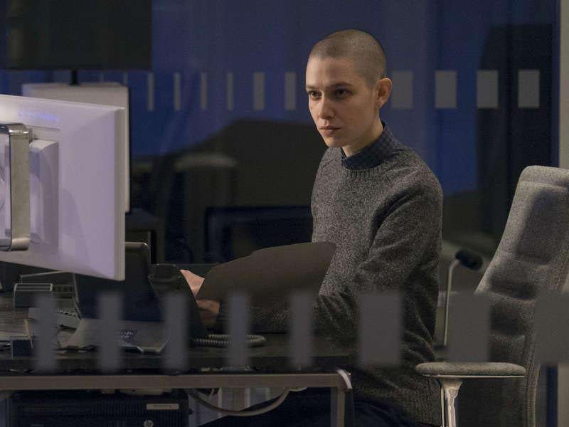 Billions : Fotos Asia Kate Dillon