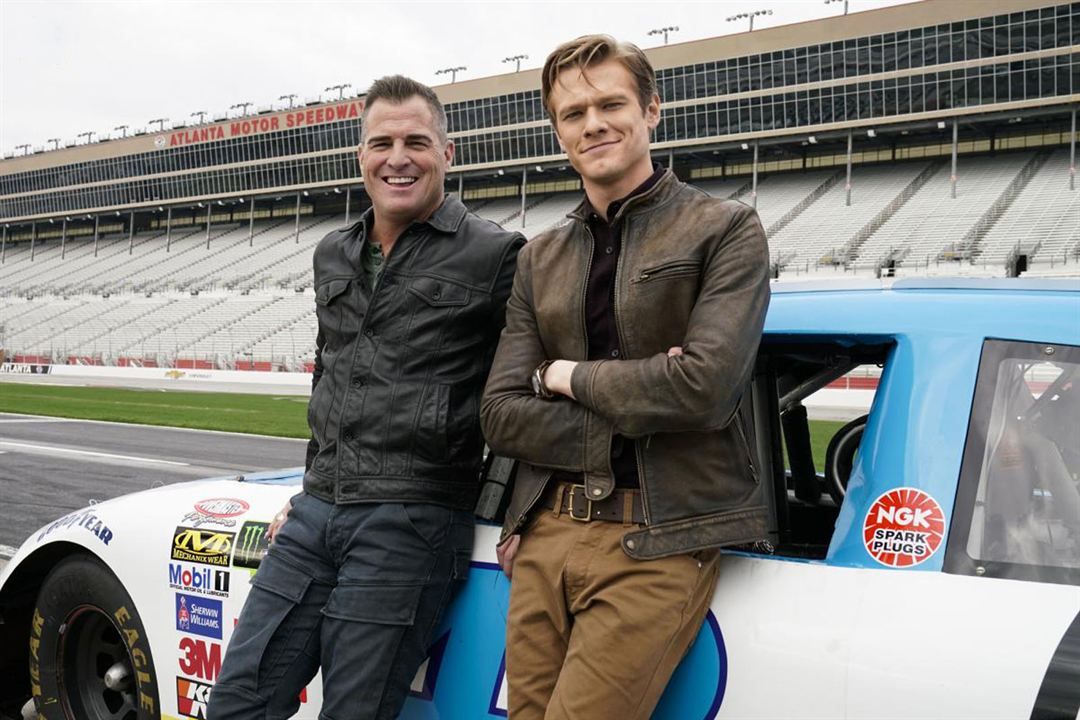 Fotos George Eads, Lucas Till