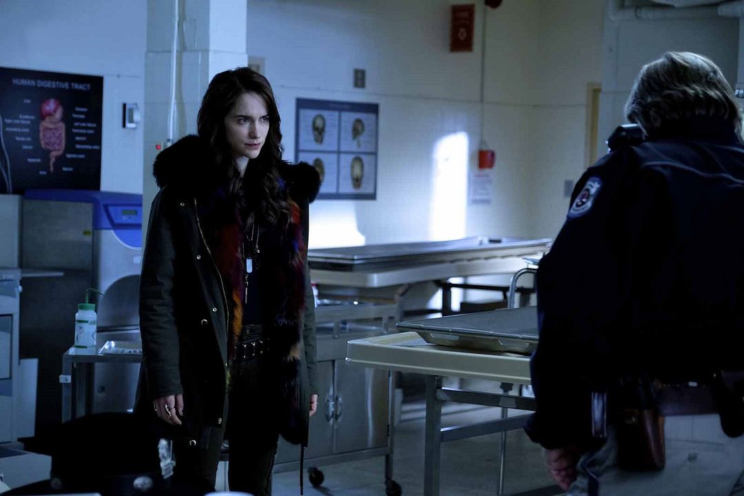 Wynonna Earp: A Maldição dos Renascidos : Fotos Melanie Scrofano