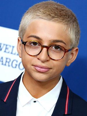 Poster Josie Totah