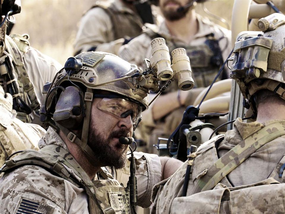 SEAL Team : Fotos A.J. Buckley