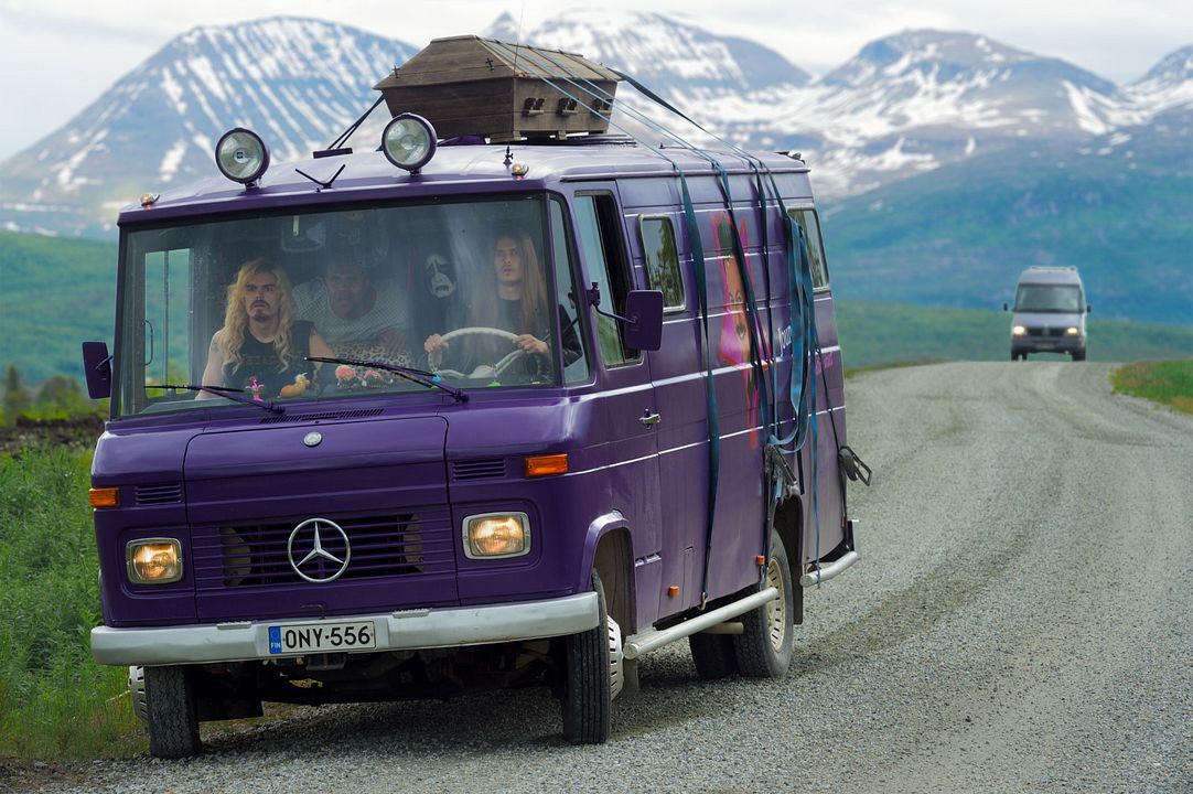 Hevi reissu : Fotos Max Ovaska, Johannes Holopainen