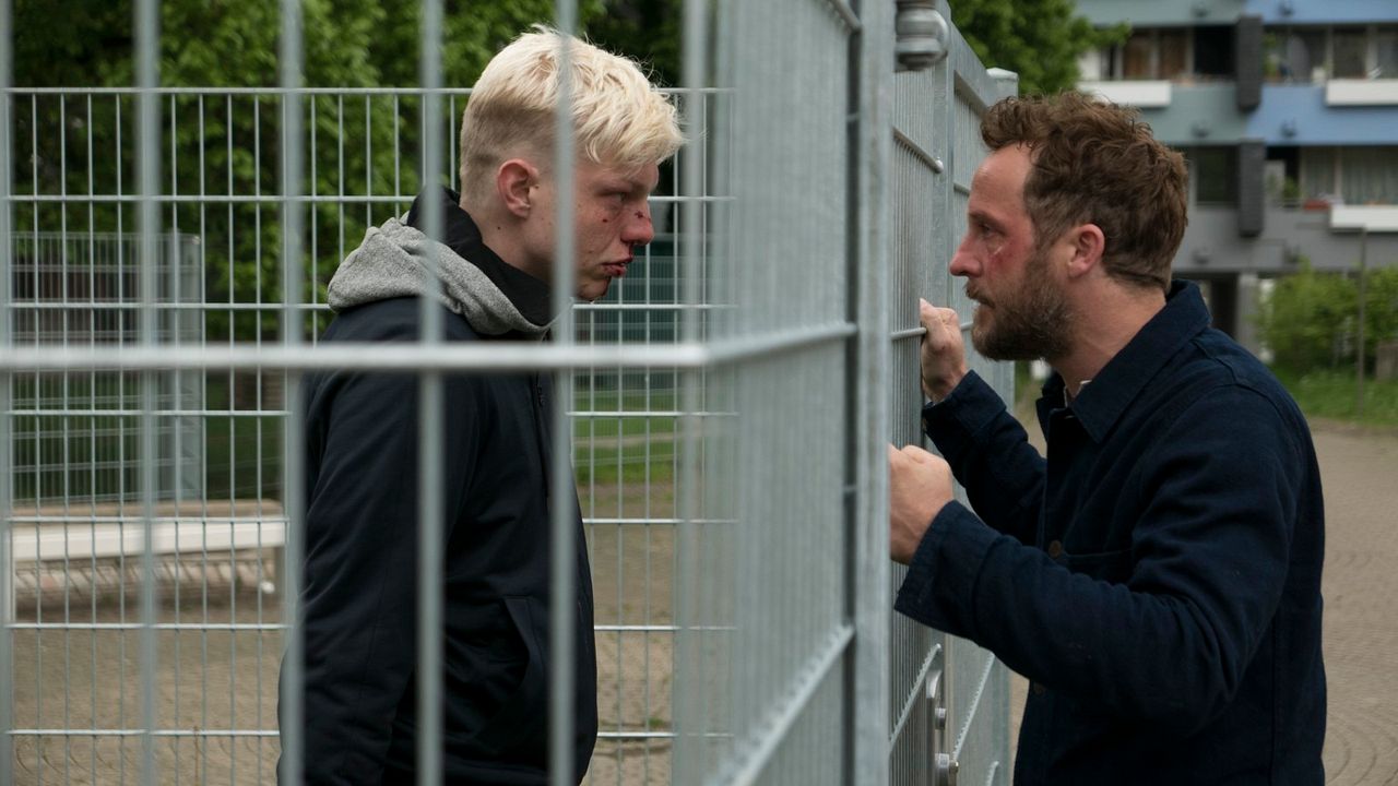 Das schönste Paar : Fotos Leonard Kunz, Maximilian Brückner