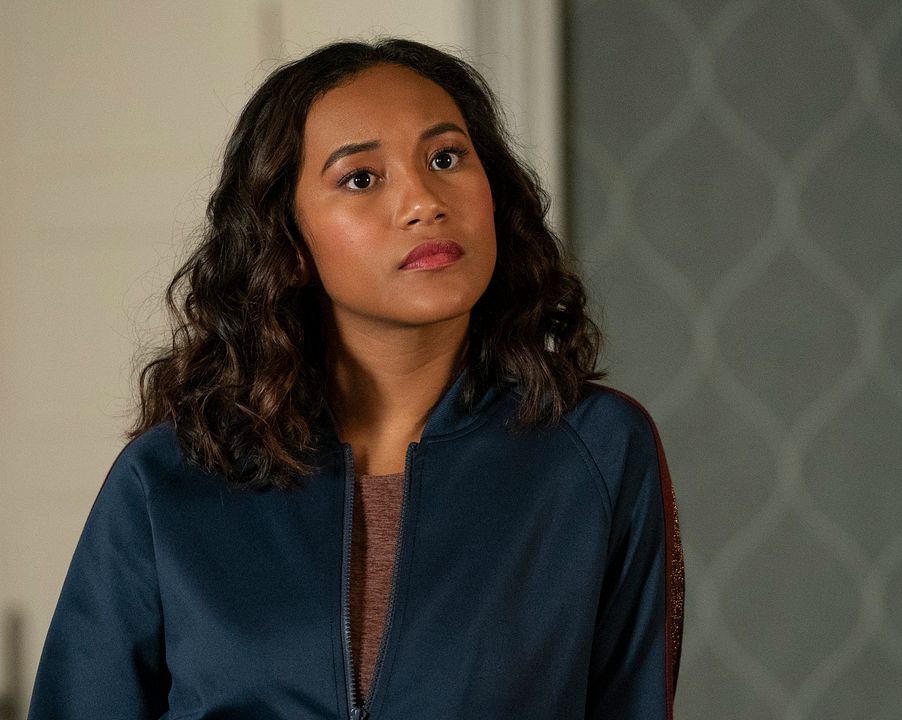 Pretty Little Liars: The Perfectionists : Fotos Sydney Park